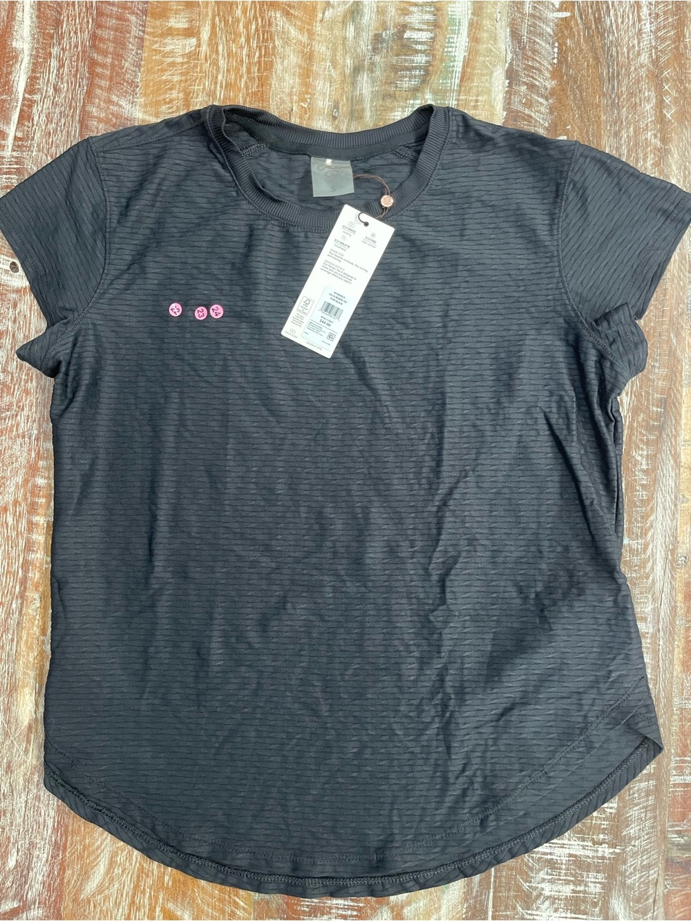 CALIA by Carrie Underwood Black Short Sleeve Tee